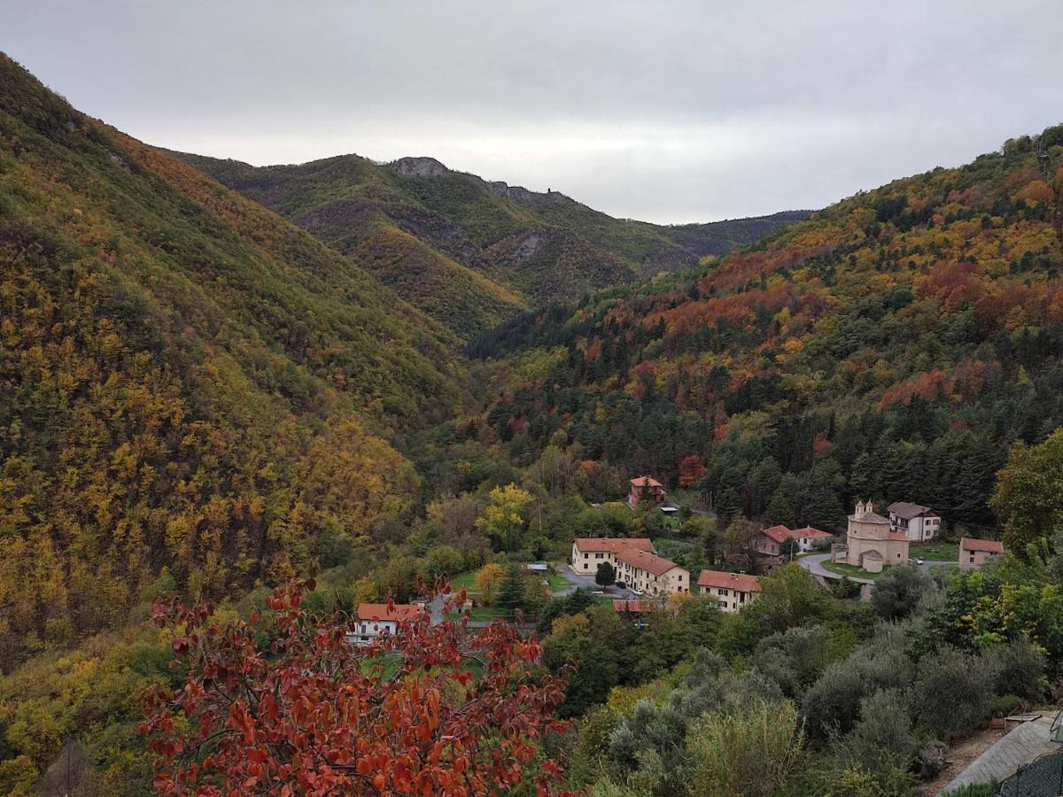 Agriturismo Nonnamelia Nasino Exterior photo